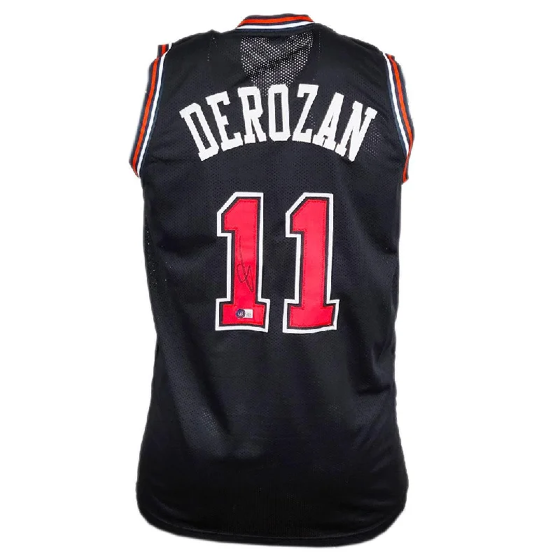 DeMar DeRozan Signed Chicago Black Basketball Jersey (Beckett)