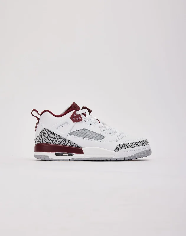 Jordan Spizike Low Grade-School